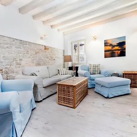 Appartamento Grisia Sea View With Terrace Rovigno Esterno foto
