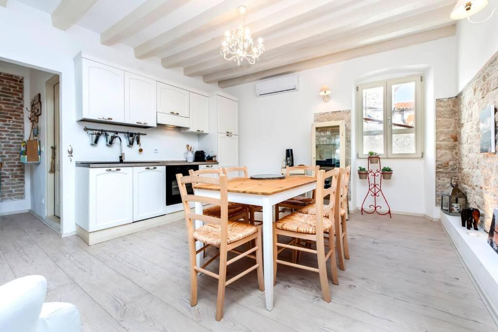 Apartment Grisia Sea View With Terrace